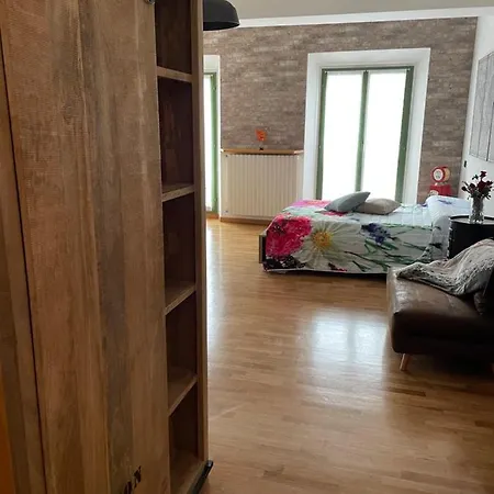 Finestra Sul Centro Storico شقة ريجّو إيميليا